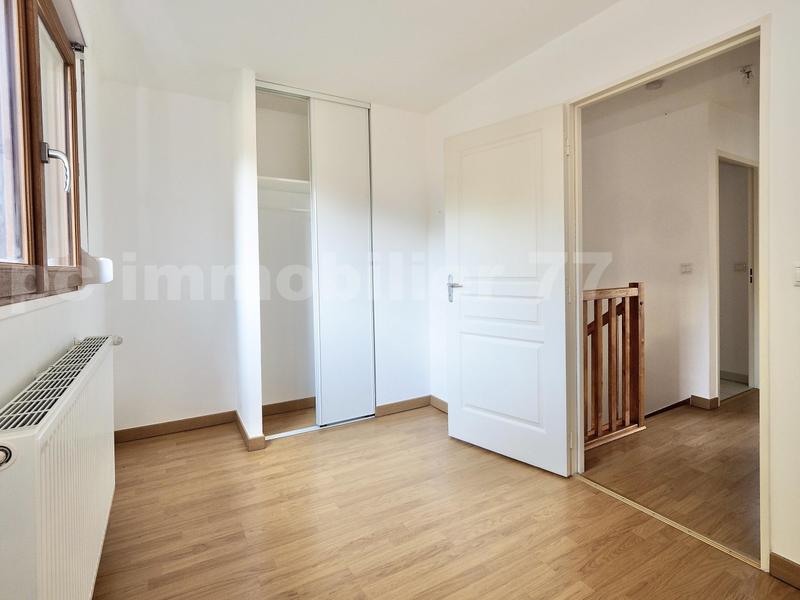 Maison de bois - 98 m² - 6 pièces