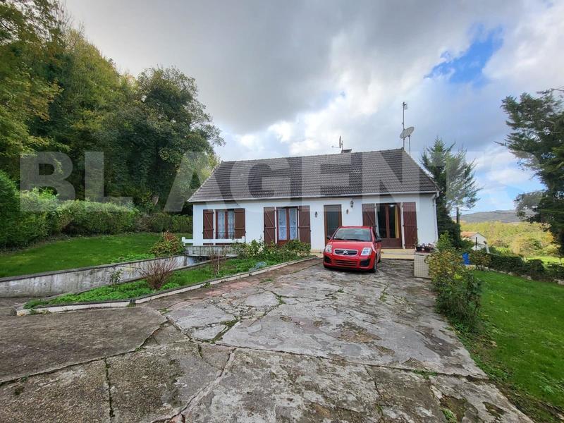 Maison traditionnelle - 90 m² - 4 pièces