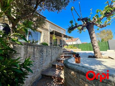 Appartement - 89 m² - 3 pièces