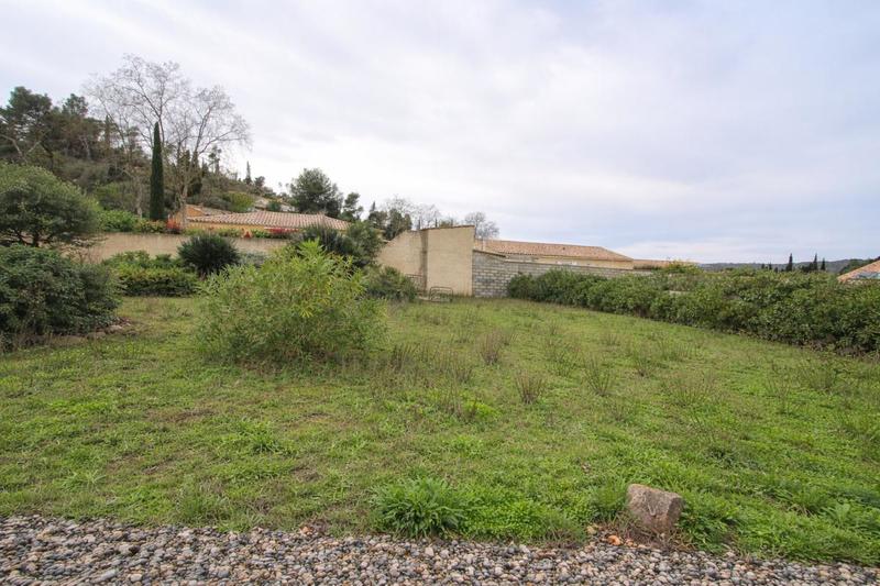 Terrain constructible - 500 m²