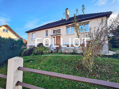 Maison - 90 m² - 4 pièces