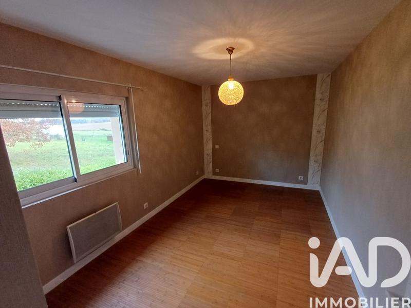 Maison - 211 m² - 6 pièces