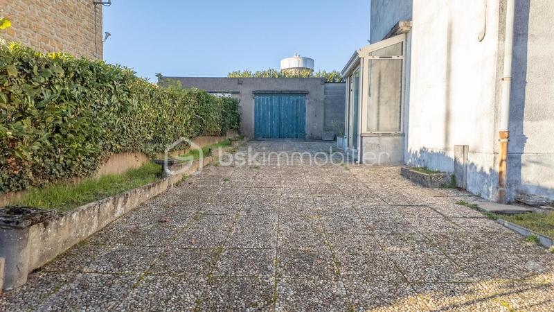 Maison traditionnelle - 78 m² - 4 pièces