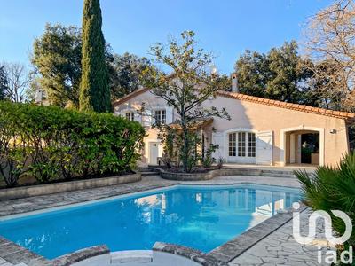 Maison - 145 m² - 8 pièces