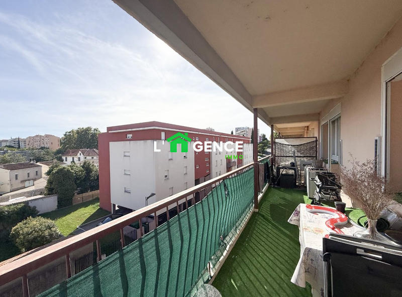 Appartement - 95 m² - 4 pièces