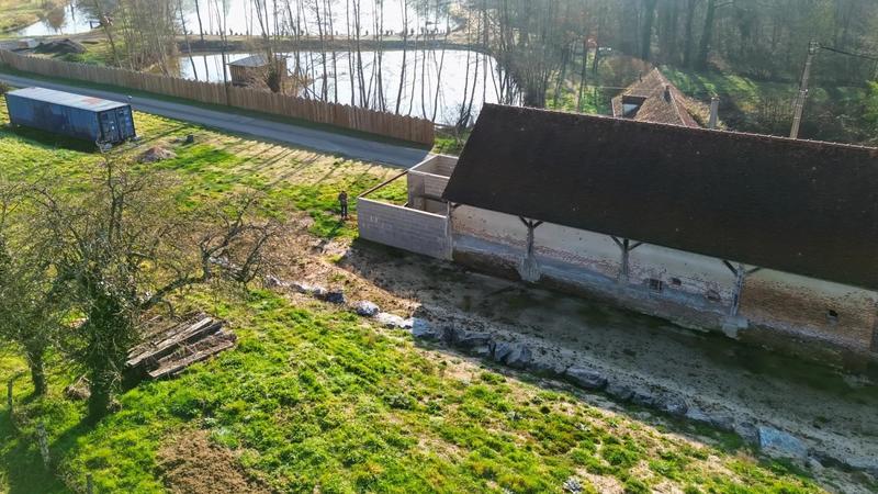 Longère - 190 m² - 1 pièce