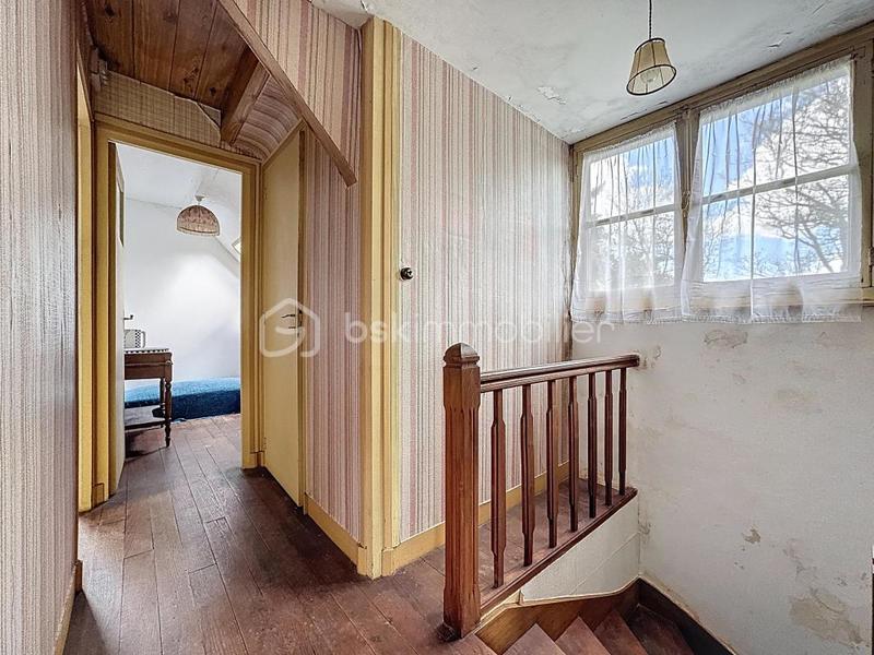 Propriété - 150 m² - 8 pièces