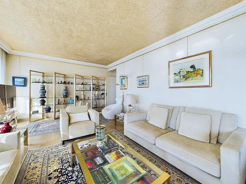 Appartement - 115 m² - 5 pièces