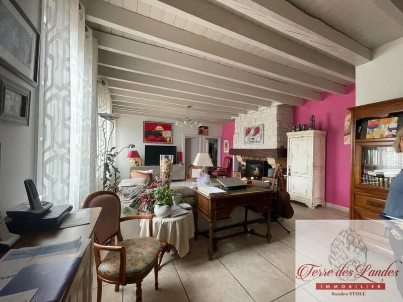 Propriété - 174 m² - 9 pièces