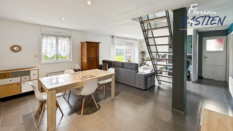 Maison - 110 m² - 5 pièces