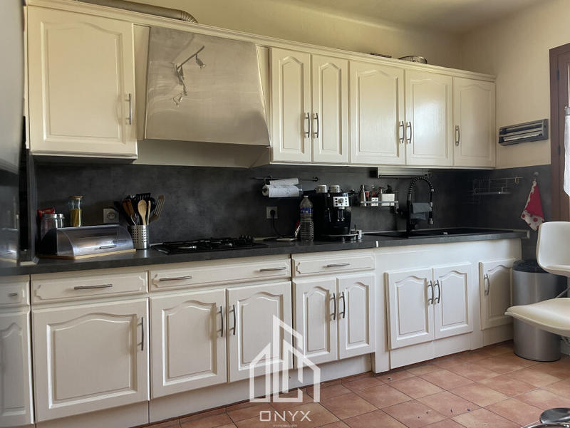 Maison - 182 m² - 8 pièces