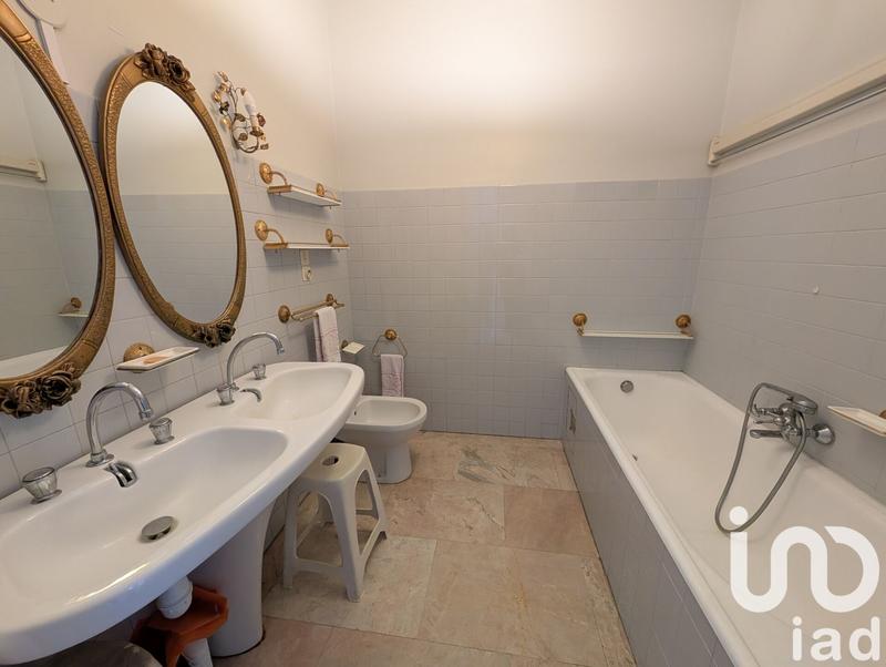 Appartement - 141 m² - 4 pièces