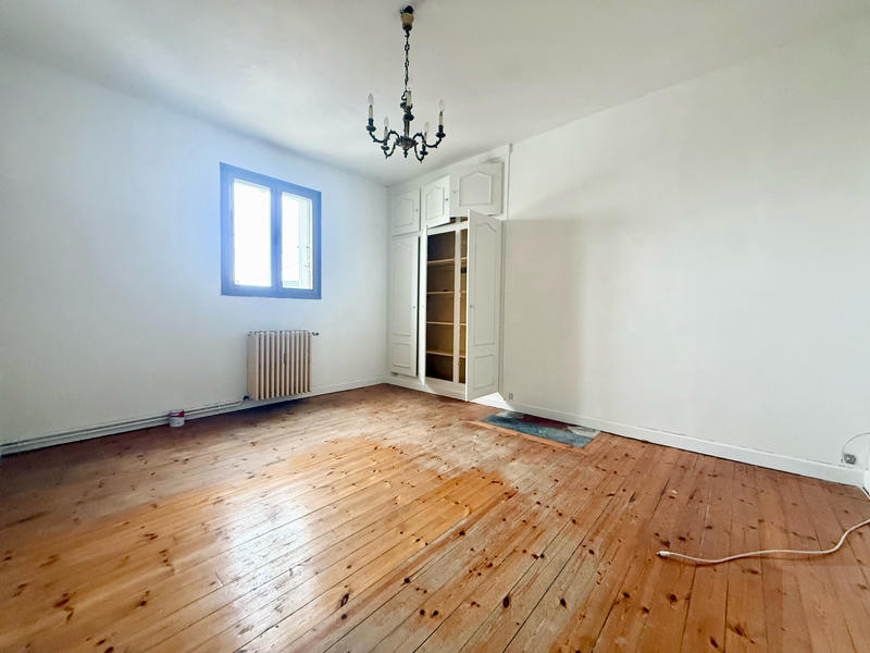 Maison - 200 m² - 5 pièces