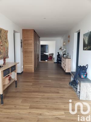 Maison - 338 m² - 10 pièces