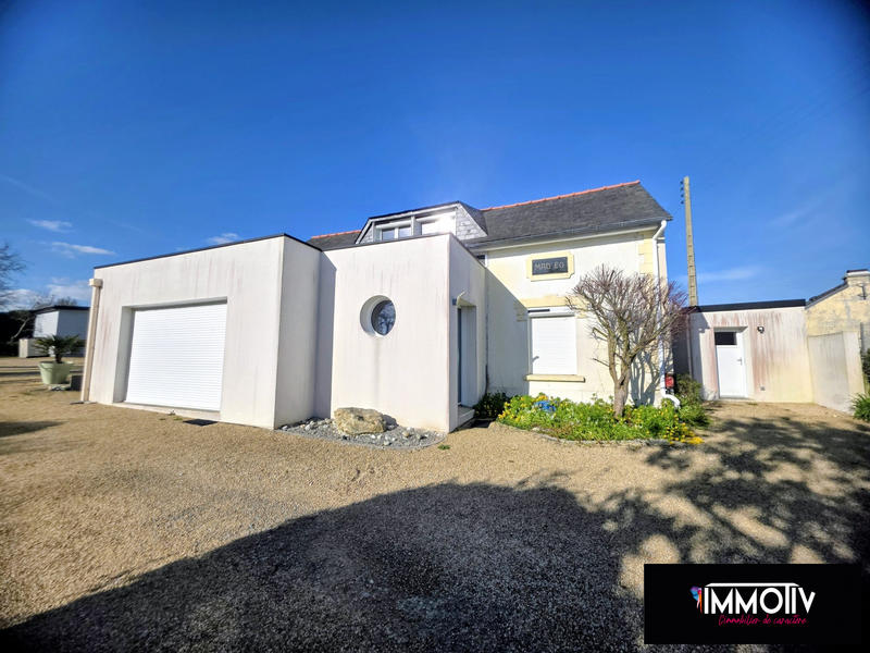 Maison - 176 m² - 8 pièces