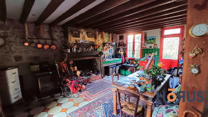 Viager - Maison ancienne - 139 m² - 5 pièces