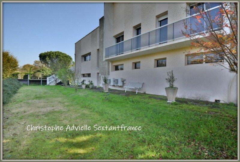 Maison d'architecte - 280 m² - 10 pièces