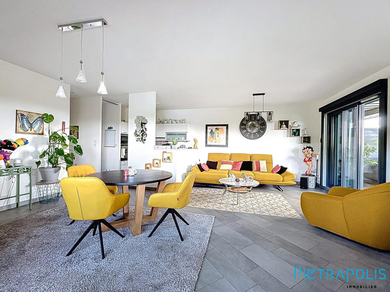 Appartement - 120 m² - 4 pièces