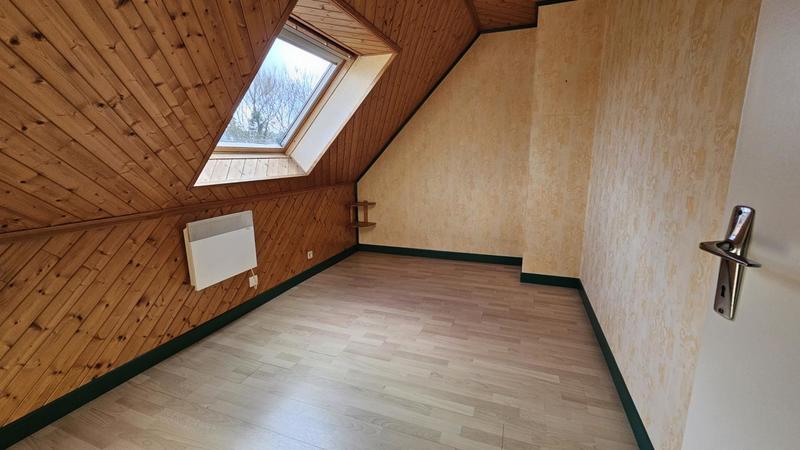 Maison - 99 m² - 6 pièces