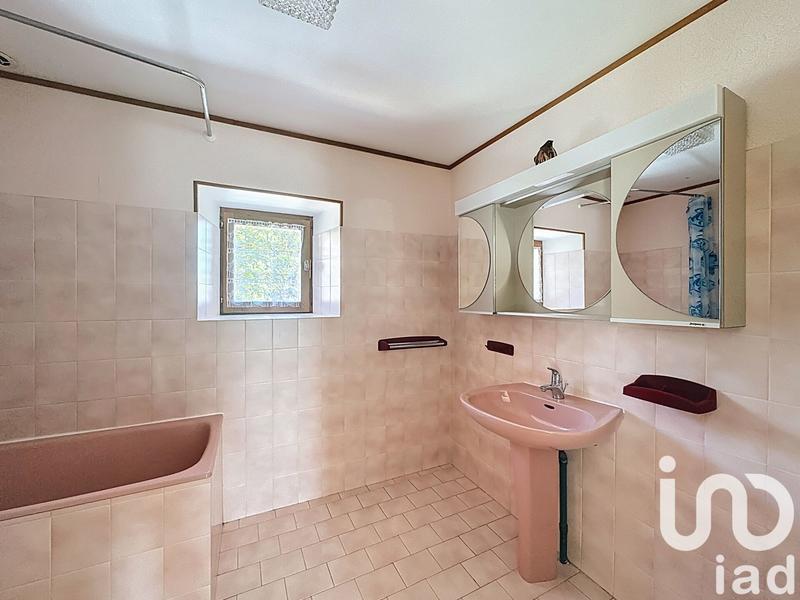 Maison - 199 m² - 9 pièces