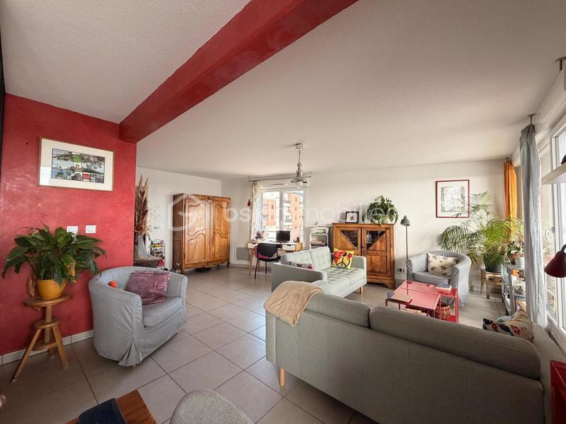 Appartement - 98 m² - 4 pièces