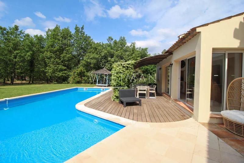 Villa - 198 m² - 7 pièces