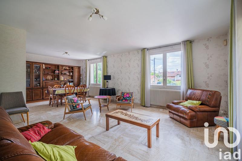 Maison - 181 m² - 8 pièces