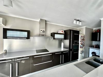 Appartement - 105 m² - 4 pièces