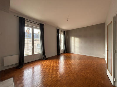 Appartement - 129 m² - 4 pièces