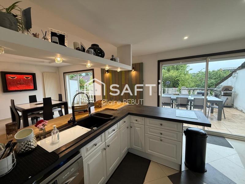 Maison - 165 m² - 7 pièces