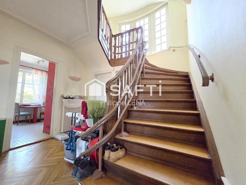 Maison de maîtres - 200 m² - 7 pièces