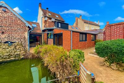 Maison - 220 m² - 6 pièces