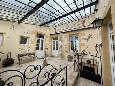 Château - 360 m² - 12 pièces