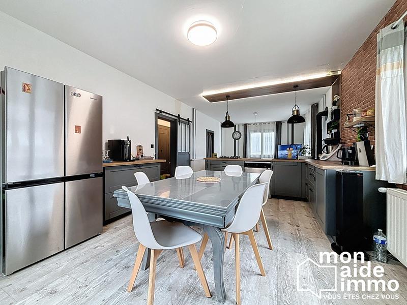 Maison - 120 m² - 6 pièces