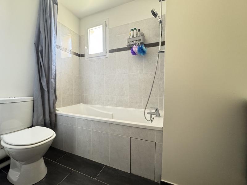 Maison - 76 m² - 4 pièces