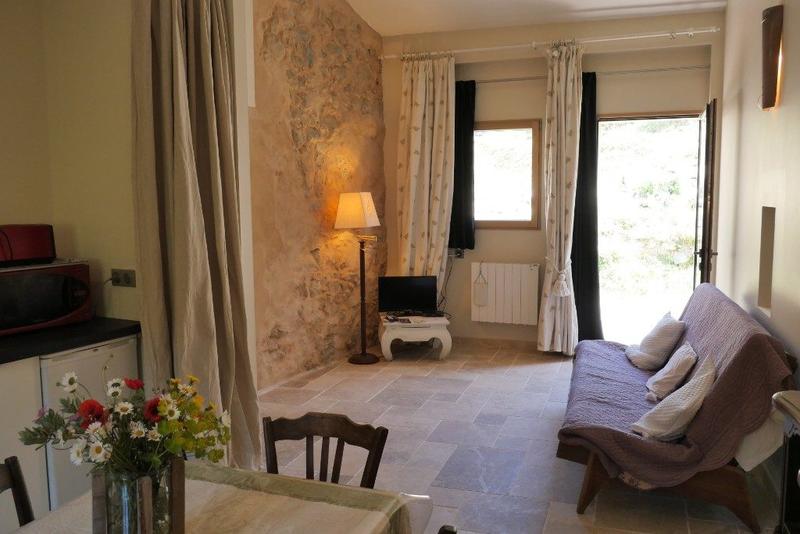 Maison - 430 m² - 16 pièces