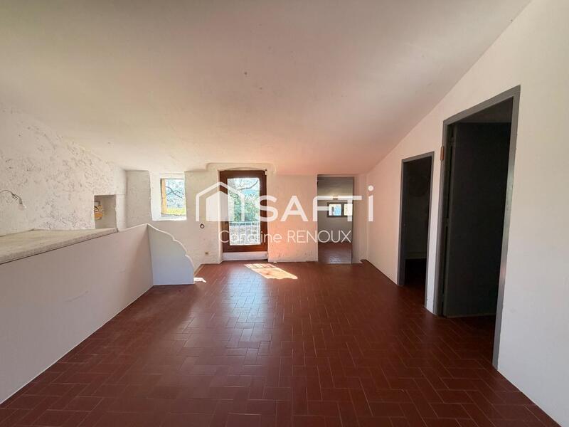 Maison - 385 m² - 10 pièces