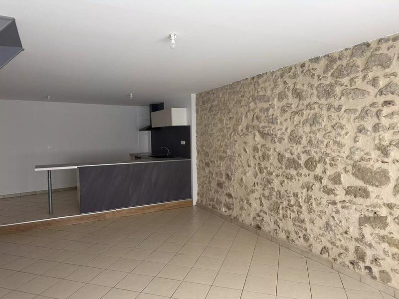 Maison - 92 m² - 5 pièces