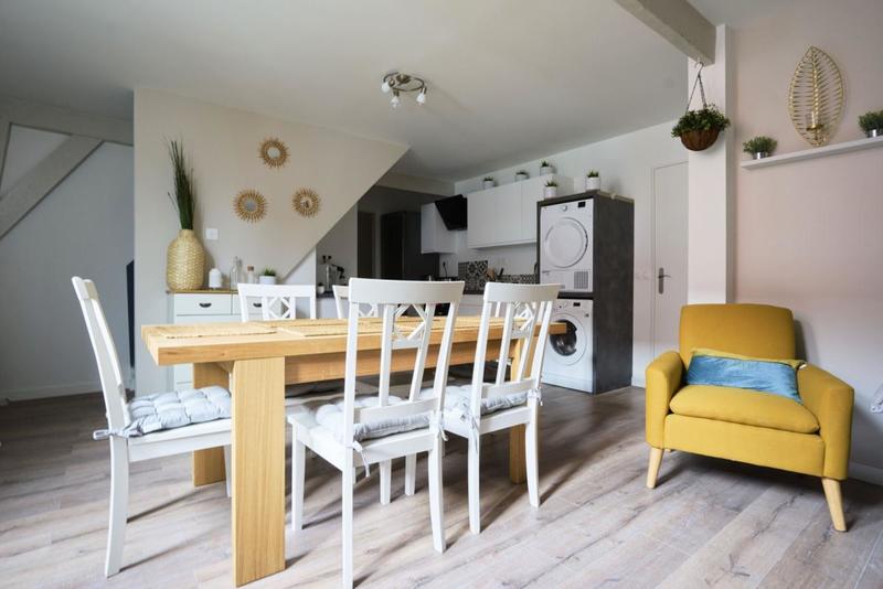 Appartement - 100 m² - 6 pièces