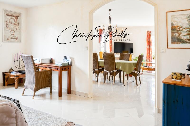 Propriété - 130 m² - 5 pièces