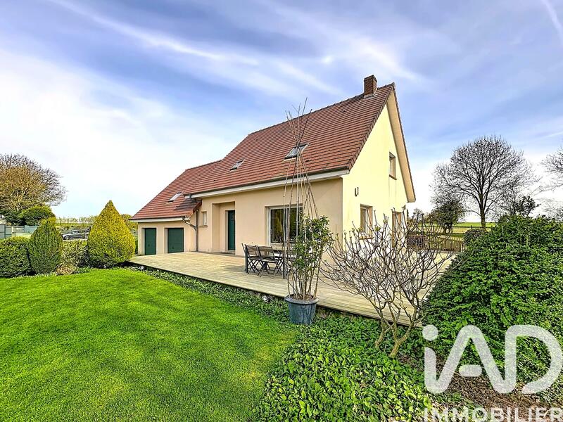 Maison - 140 m² - 5 pièces