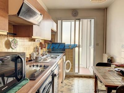 Appartement - 73 m² - 3 pièces