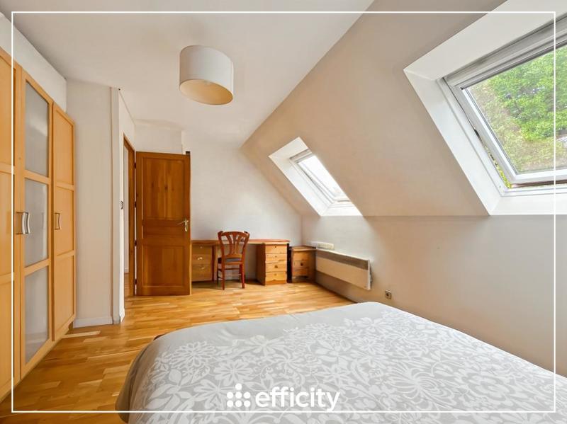 Maison - 175 m² - 7 pièces