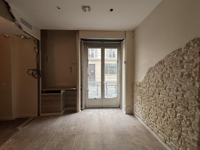 Local commercial - 81 m²