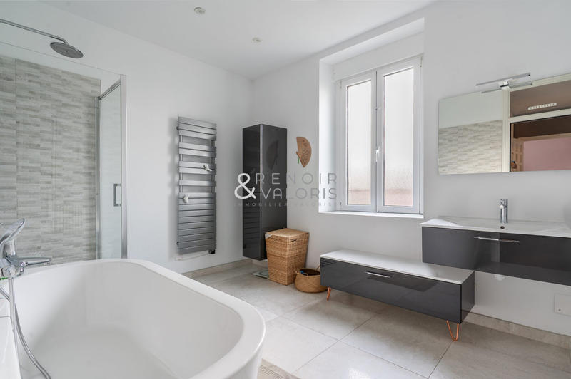 Maison ancienne - 148 m² - 6 pièces