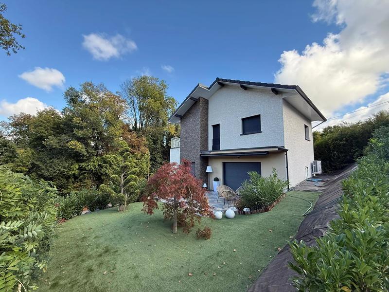 Maison - 131 m² - 5 pièces