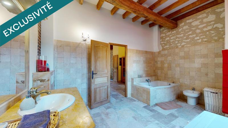 Maison - 340 m² - 7 pièces