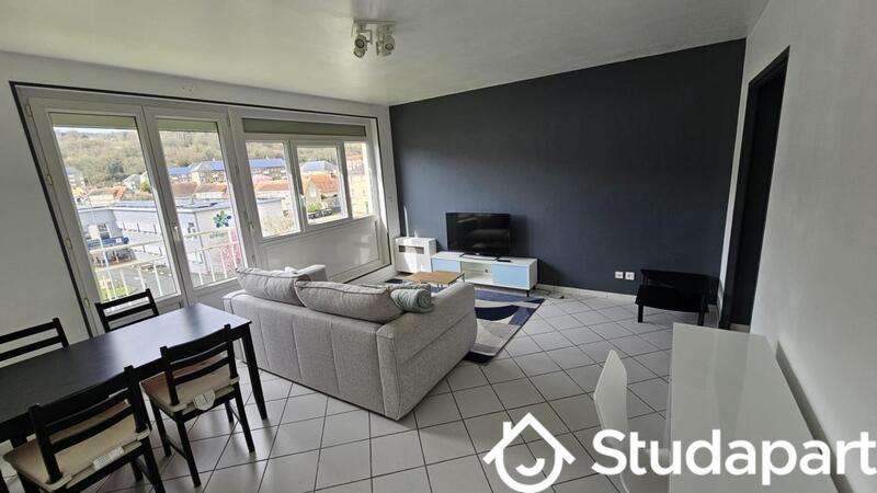 Chambre - 9 m² - 1 pièce