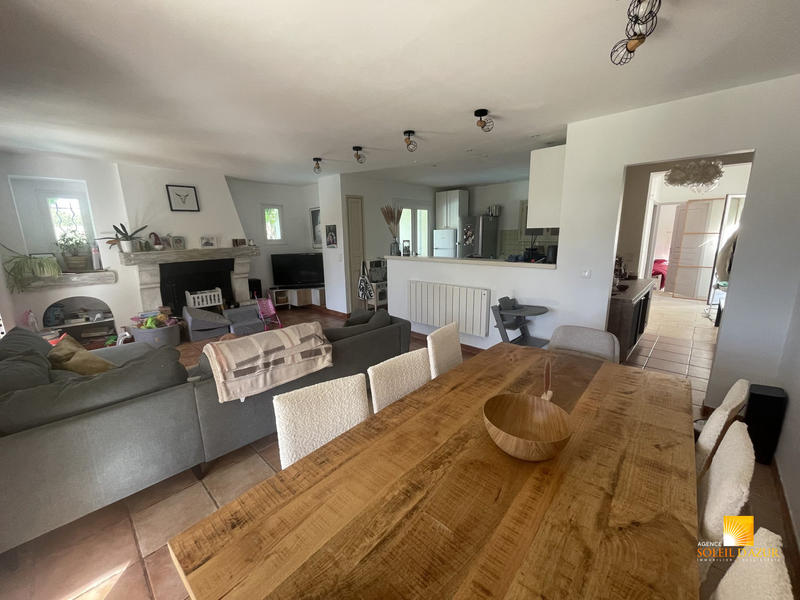 Maison - 106 m² - 5 pièces