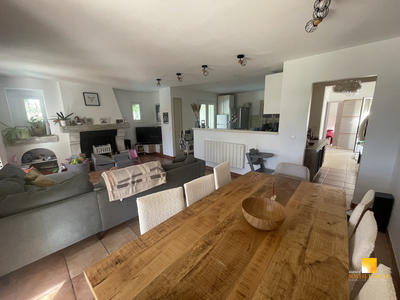 Maison - 106 m² - 5 pièces